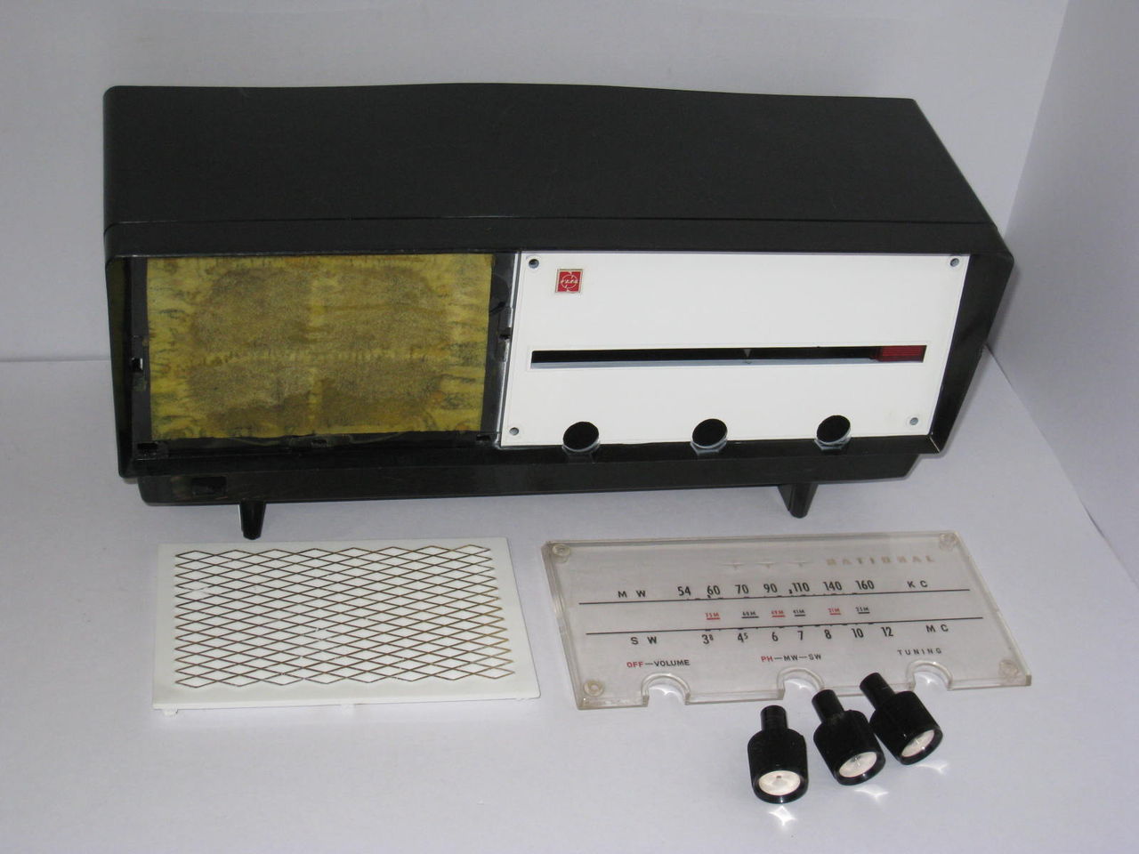 真空管ラジオナショナルGX240の修理 : 真空管ラジオ修理キッシー工房