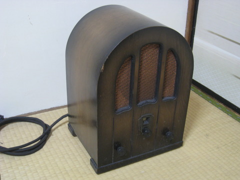 真空管ラジオ　4球ST管式　完動品 　　不良部品、古い部品交換済み 真空管ラジオ 4球ST管 完動品 不良部品古い部品交換済み 真空管ラジオ