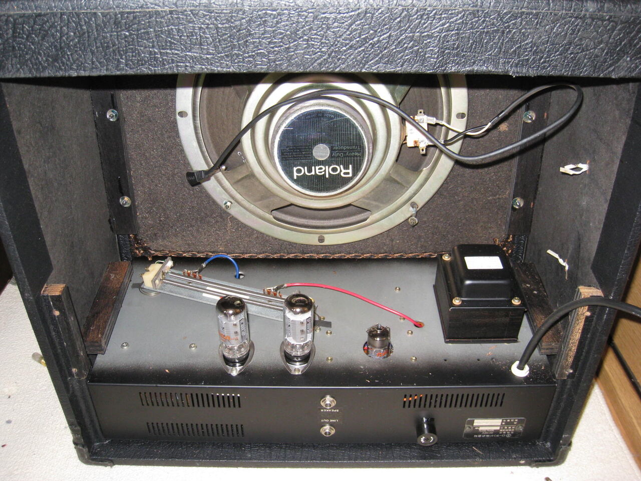 ジャンクギターアンプ二台からステレオアンプを作る① : 真空管ラジオ