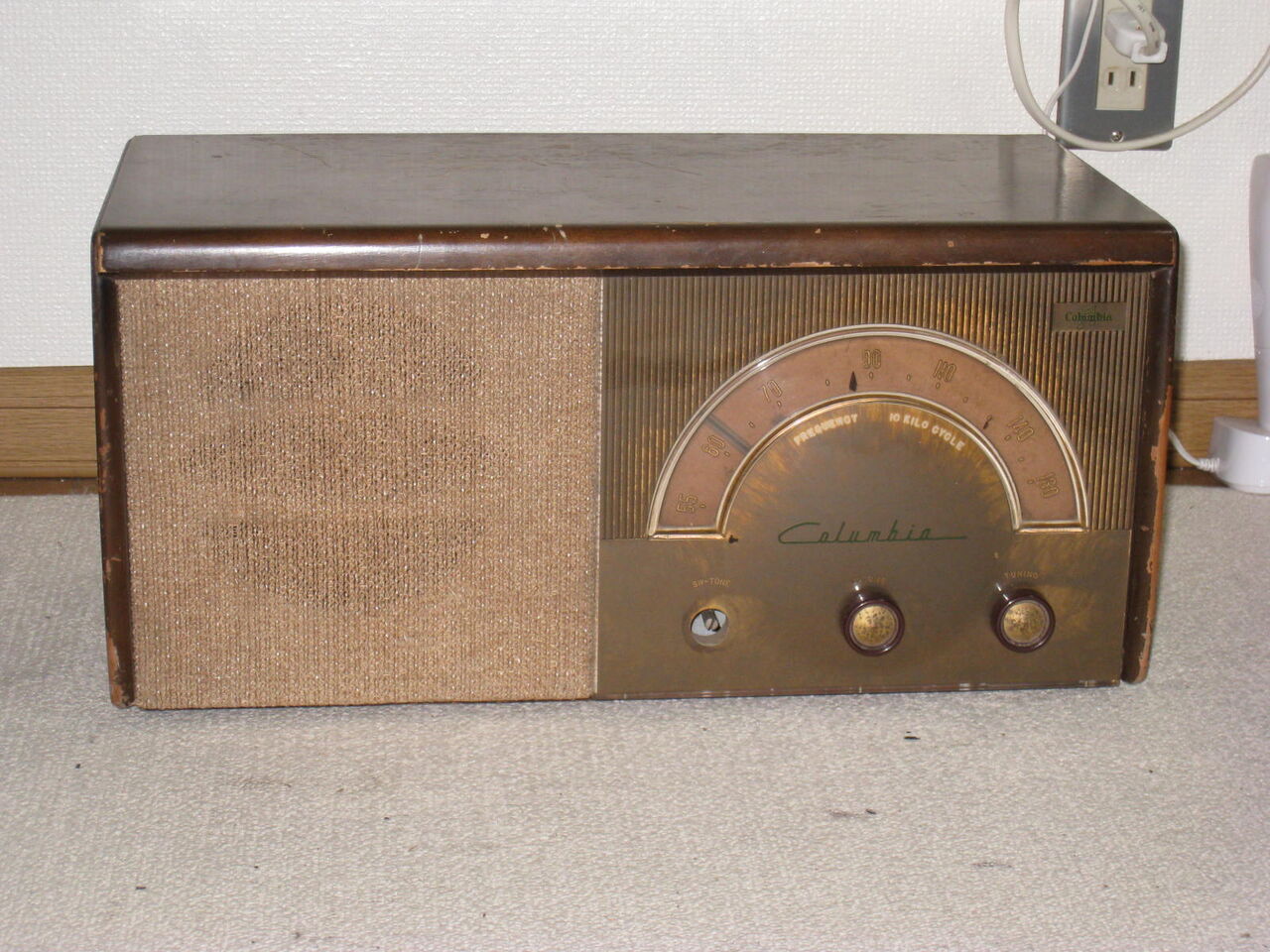 コロンビア真空菅ラジオ 動作品】Columbia コロンビア 真空管ラジオ R-55 - メルカリ