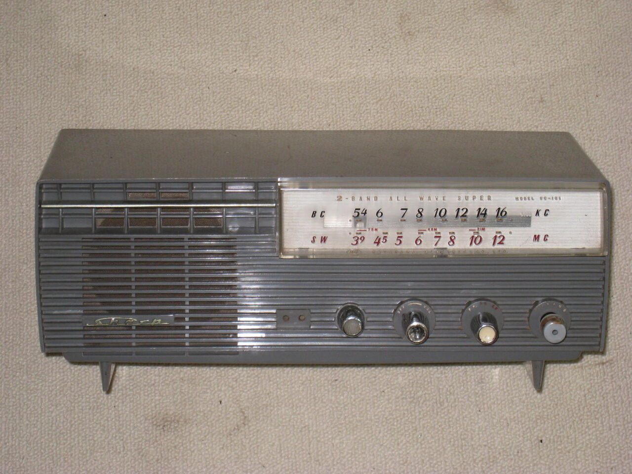 真空管ラジオ シャープ社 UC-101の修理 : 真空管ラジオ修理