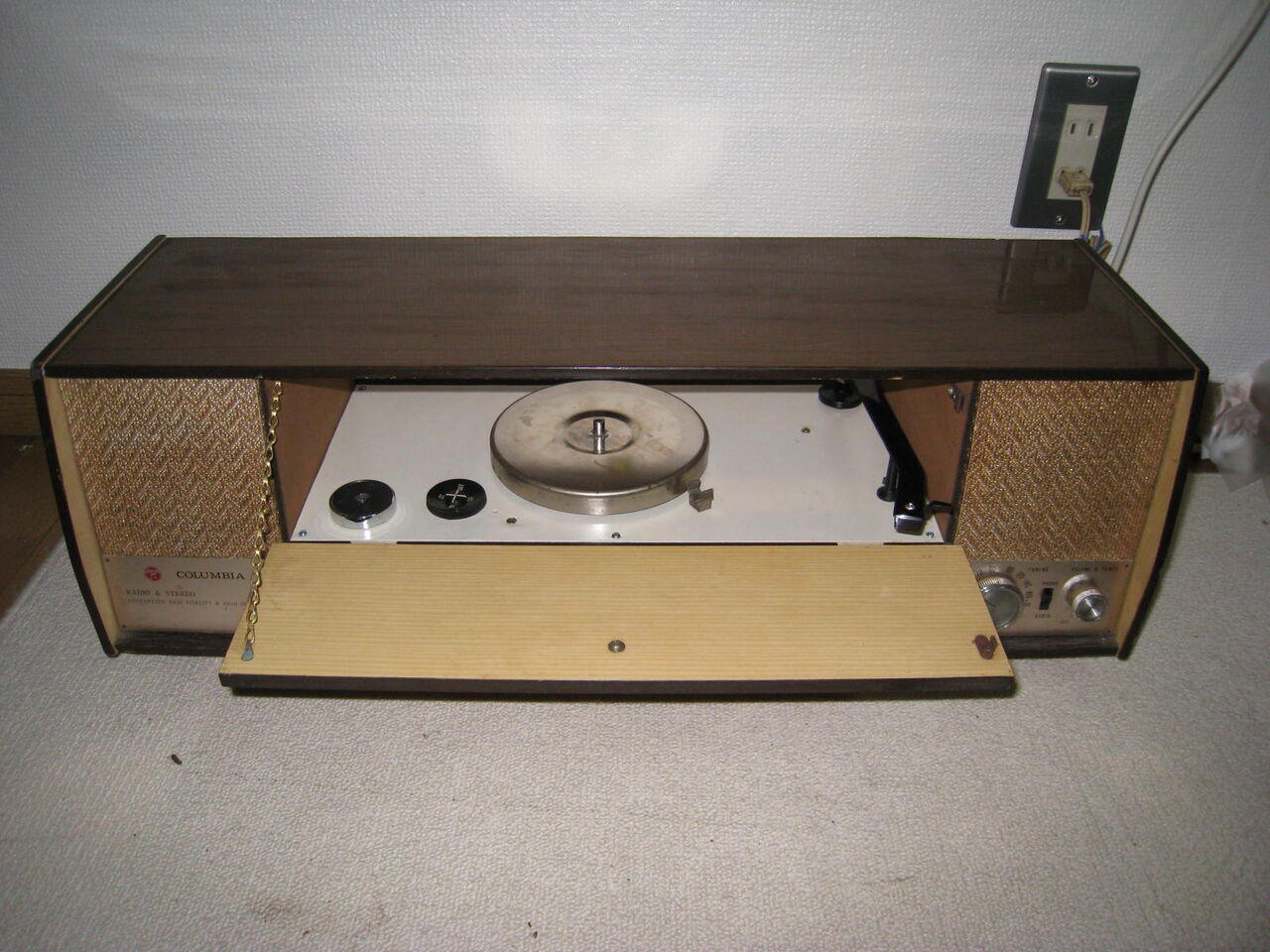 真空管ラジオステレオコロンビア社モデル333の修理 : 真空管ラジオ修理