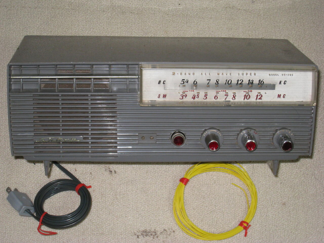 シャープ 真空管ラジオ 美品　整備済み　動作確認良好！ シャープ 真空管ラジオ 美品 整備済み 動作確認良好！ シャープ