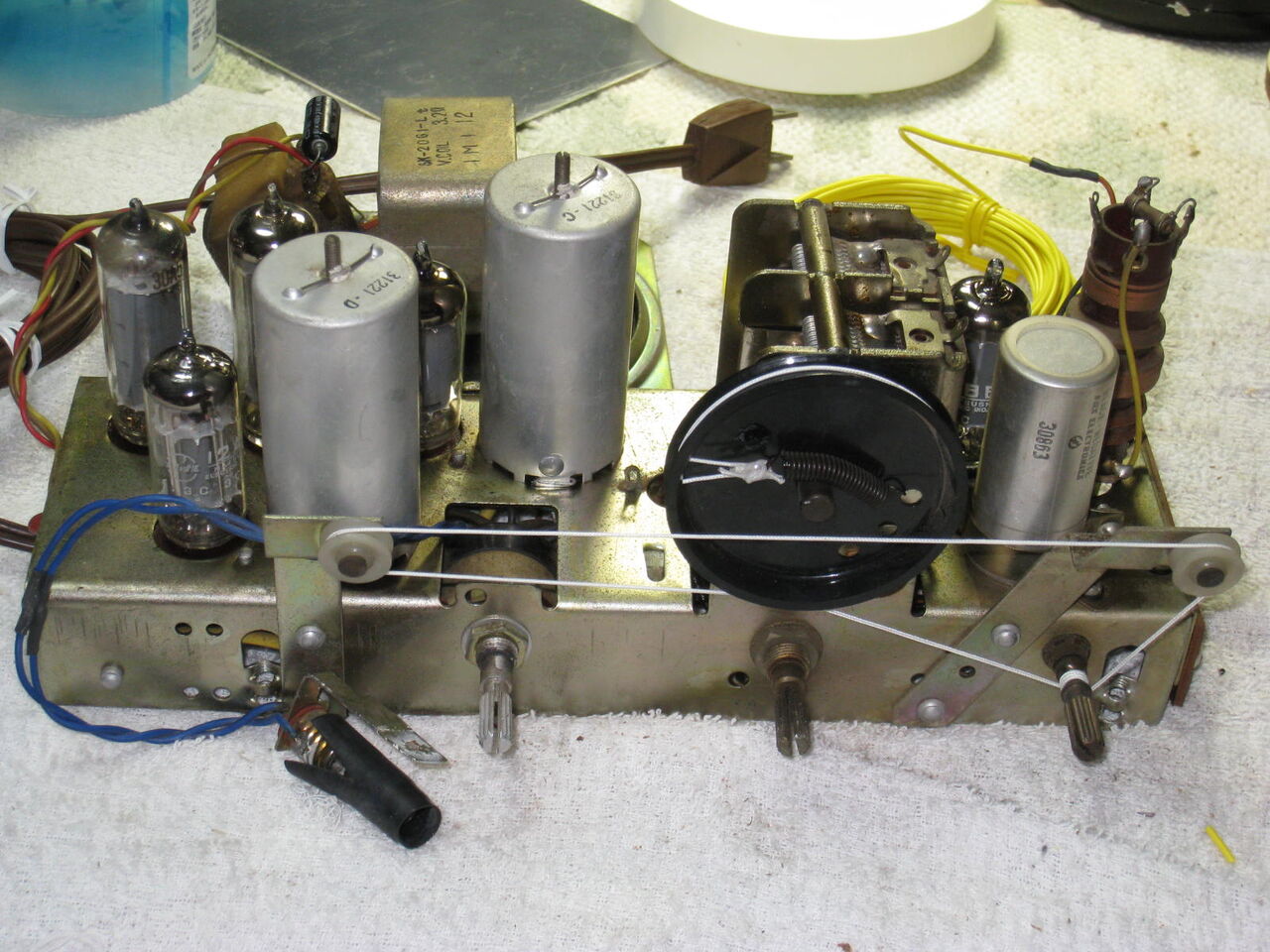 真空管ラジオ ビクターR-250の修理 : 真空管ラジオ修理キッシー工房 真空管ラジオ ビクターR-250の修理 : 真空管ラジオ修理キッシー工房