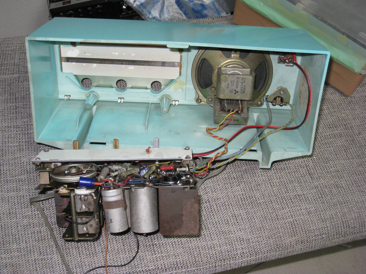 真空管ラジオ研究実験用、改造用 NS-200 パネルヒビ有り。 真空管ラジオ研究実験用、改造用 NS-200 パネルヒビ有り。