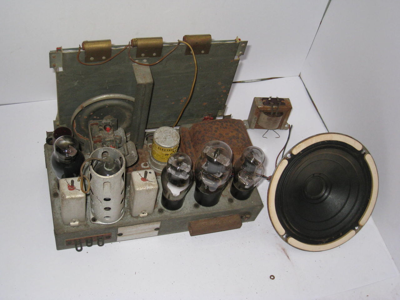 真空管ラジオ山中電気テレビアンの修理 : 真空管ラジオ修理キッシー工房