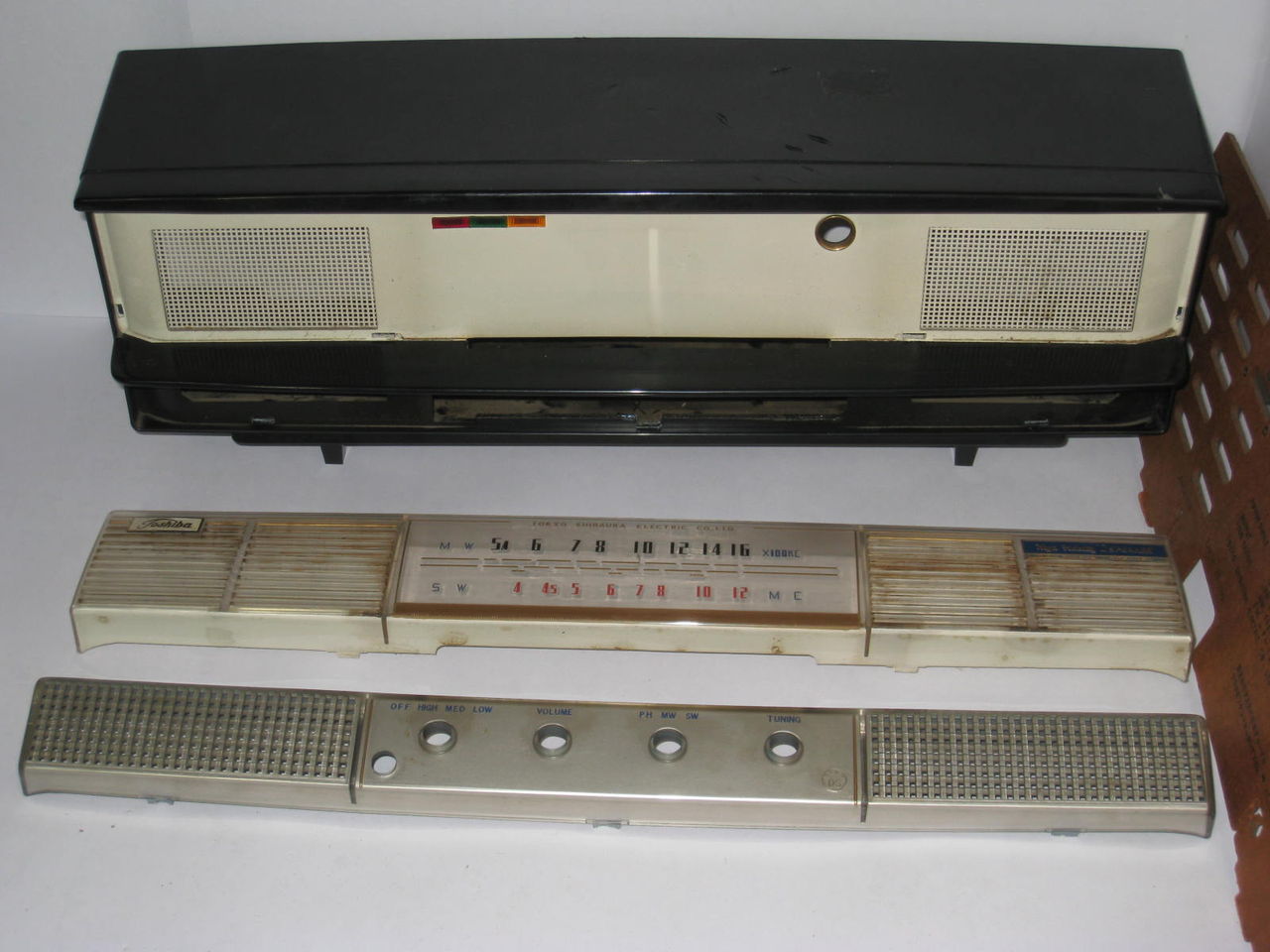 真空管ラジオ 東芝うぐいすDSの修理① : 真空管ラジオ修理キッシー工房