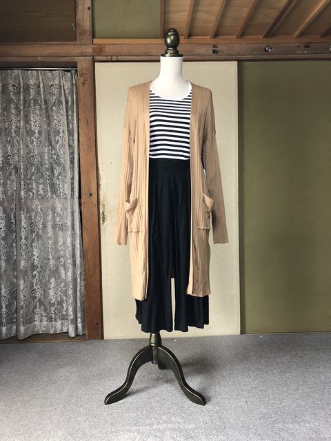 ガウチョパンツとガウンカーディガンのコーデ Kitty S Wardrobe ガウチョパンツとガウンカーディガンのコーデ Kitty S Wardrobe