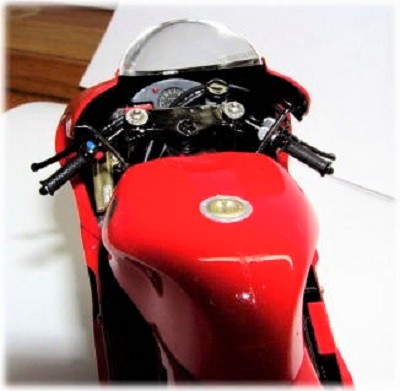 yzr2