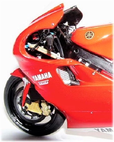 yzr