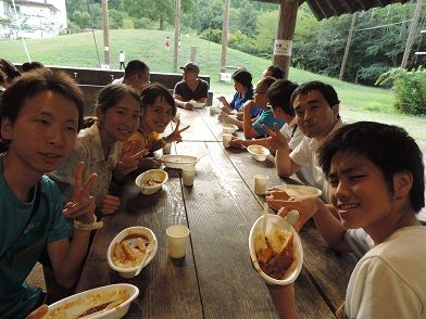 クラフト棟での食事2