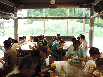 クラフト棟での食事