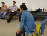 新・吃音ショートコース伸二後ろ姿