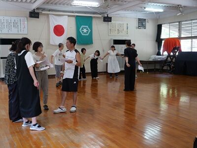 �Ƥ�ɽ������