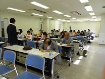 新潟講演 会場前から