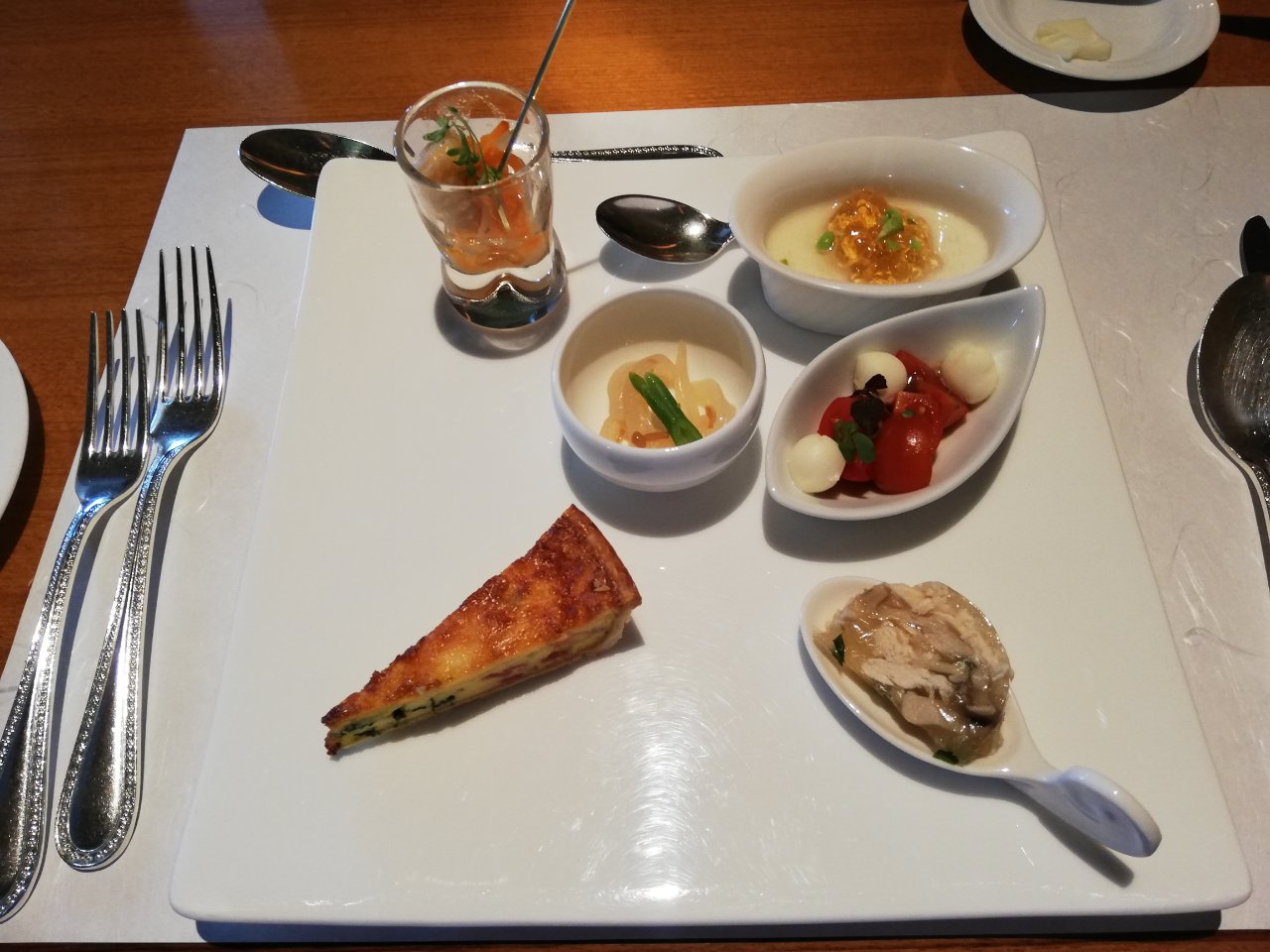 ホテルグランヴィア広島のフレンチランチ トラベルラウンジ 旅とグルメ