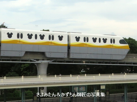 ディズニーリゾートライン 新型車両type Cの内装を紹介します きよみたん かずちん師匠の写真集 ブログ ディズニーリゾートライン 新型車両type Cの内装を紹介します きよみたん かずちん師匠の写真集 ブログ