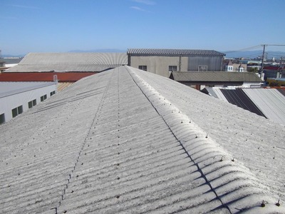新潟市 波型スレート屋根カバー工事 三条市遠藤板金工業 ガルバリウム 張り替え 貼り替え