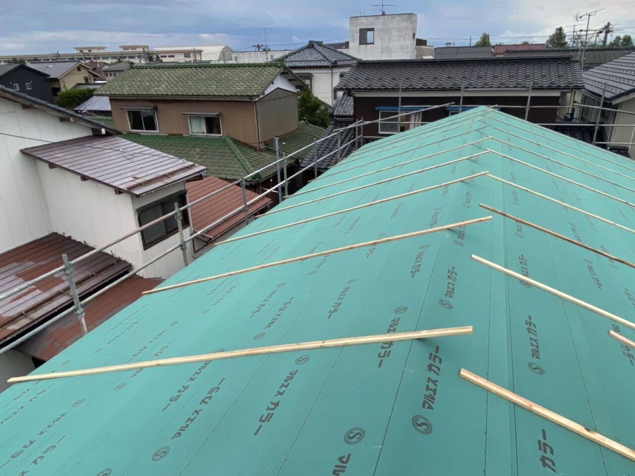 新潟県三条市の屋根外壁塗装リフォーム専門店 遠藤組 屋根下葺き 新潟県三条市屋根外壁塗装リフォーム専門店遠藤組 遠藤板金工業有限会社 0256 32 5559