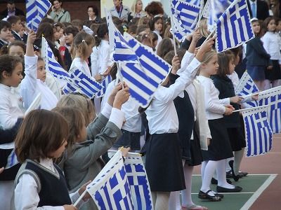 ギリシャ アテネより愛をこめて From Athens With Love ギリシャの国家記念日と カラギョージス
