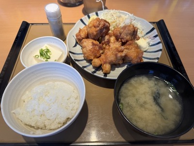 ２５／０６／１９やよい軒馬車道店　０６