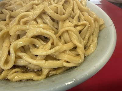 ２５／１１／２２ラーメン二郎中山駅前店１５