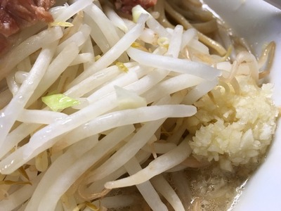 17/03/25二郎新宿小滝橋通り店小ラーメン(ニンニク)11