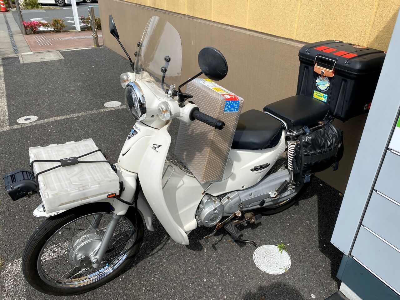 スーパーカブ110（JA07）～5年ぶりのショートバイザー交換