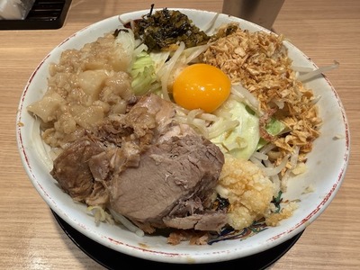 ２６／０３／０７ラーメン豚山　０９