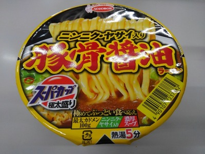 16/05/30エースコック豚骨醤油01