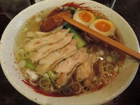 15/05/28らーめん中々(なかなか)鶏らーめん+煮玉子20