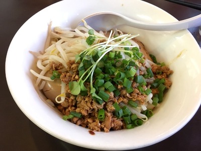 17/05/30極担々麺真空 01