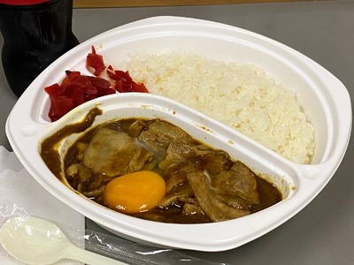 ２１／０３／０２スタミナカレーの店バーグ戸部店　０１