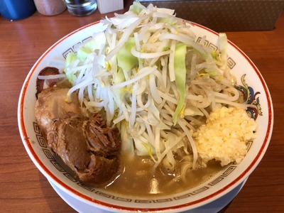 １８／０８／１３ラーメン豚山　０５