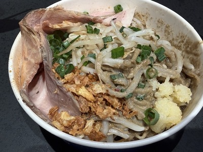 26/04/04麺処 にぼし香 関内 THE LIVE店 16