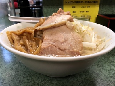 17/03/25二郎新宿小滝橋通り店小ラーメン(ニンニク)08
