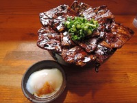 15/06/15炭焼豚丼豚野郎 大豚丼+温玉04