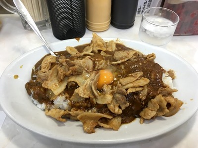 １７／０３／３０バーグ弥生町店　スタミナカレー生玉子の０１