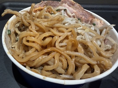 26/04/04麺処 にぼし香 関内 THE LIVE店 18