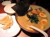 14/06/30横濱家八王子みなみ野店 味玉ラーメン