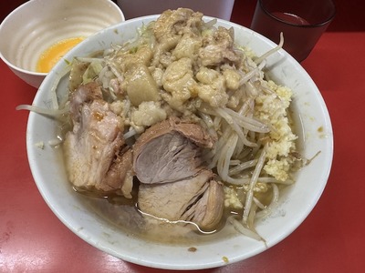 ２５／０８／３０ラーメン二郎上野毛店　１１