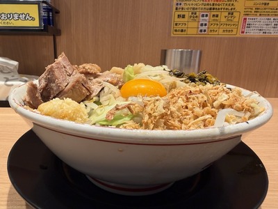 ２６／０３／０７ラーメン豚山　１１