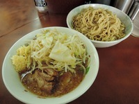 １５／０６／１２め二郎　小つけ麺（ニンニク、野菜）１