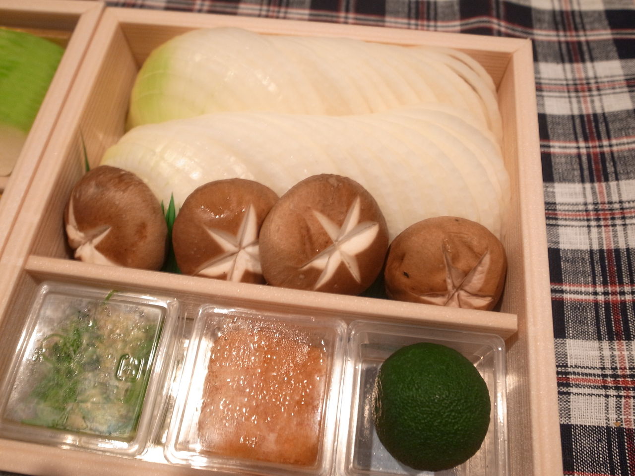 夏のお取り寄せは 道頓堀 今井 の鱧すきうどんでいかがですか ソースコ や がばいばぁちゃんの飴 のキヨトク公式ブログ
