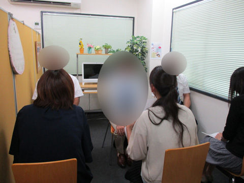 男性