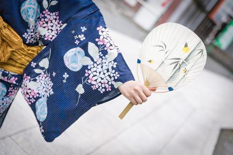 彼女「実は少し前から浮気していた。別れてほしい」俺「わかった」→すぐに帰ったら、彼女から「なんで別れたくない！とか言わなかったの？」とメールが。→放置していると…