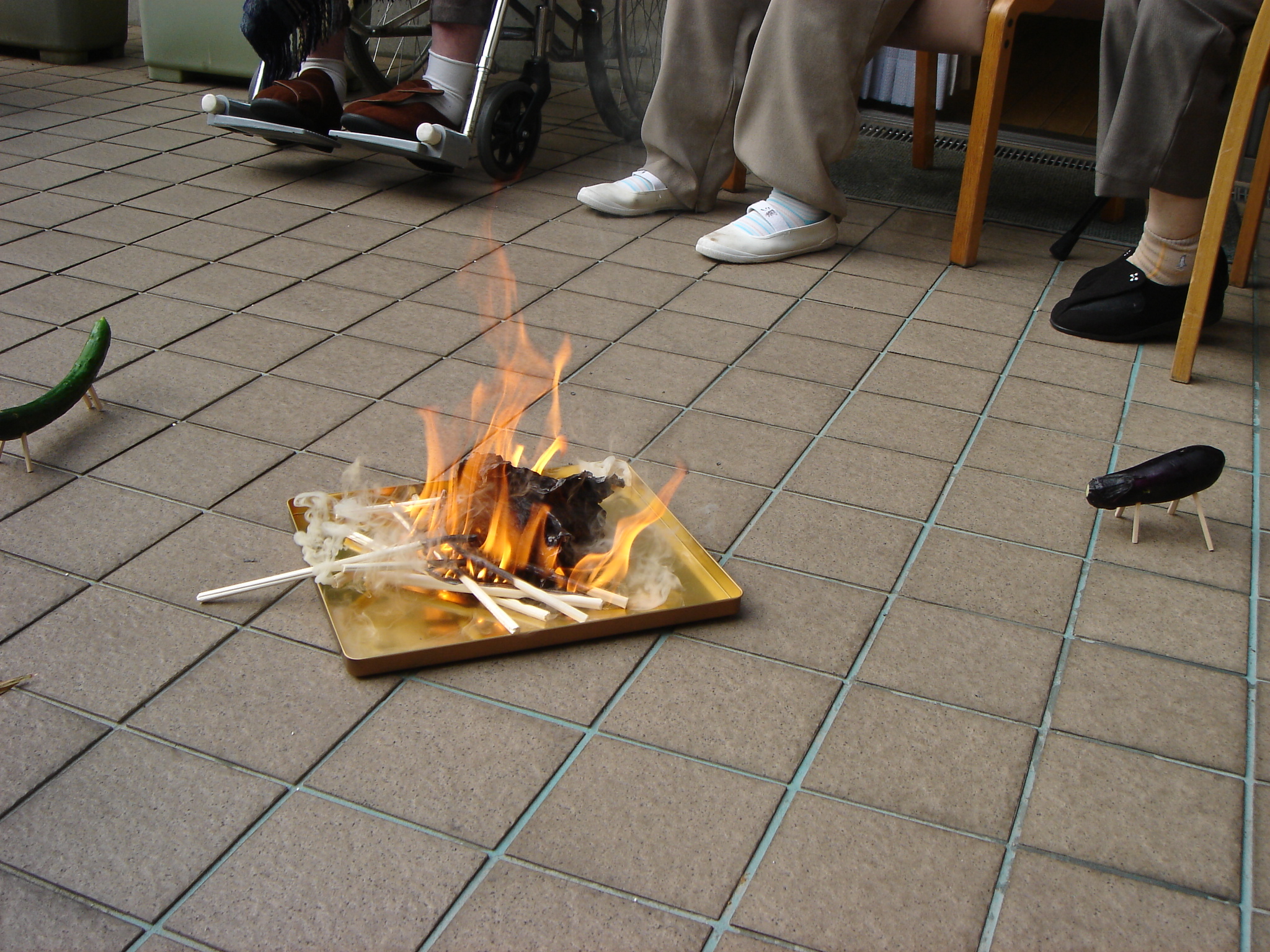 迎え火 送り火 やり方 お盆