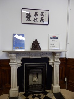 P2141702