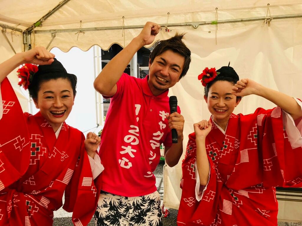 10 7 日 とぅるるん娘ライブ 豪徳寺沖縄まつり でした 雨女 ビールと唄三線の日々