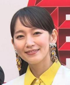 吉岡里帆「ものすごく、おいしい煎餅に出会った」 今年の衝撃的な出来事